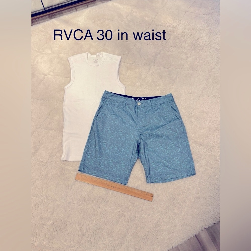 RVCA Men's Blue Board Shorts Size 30
